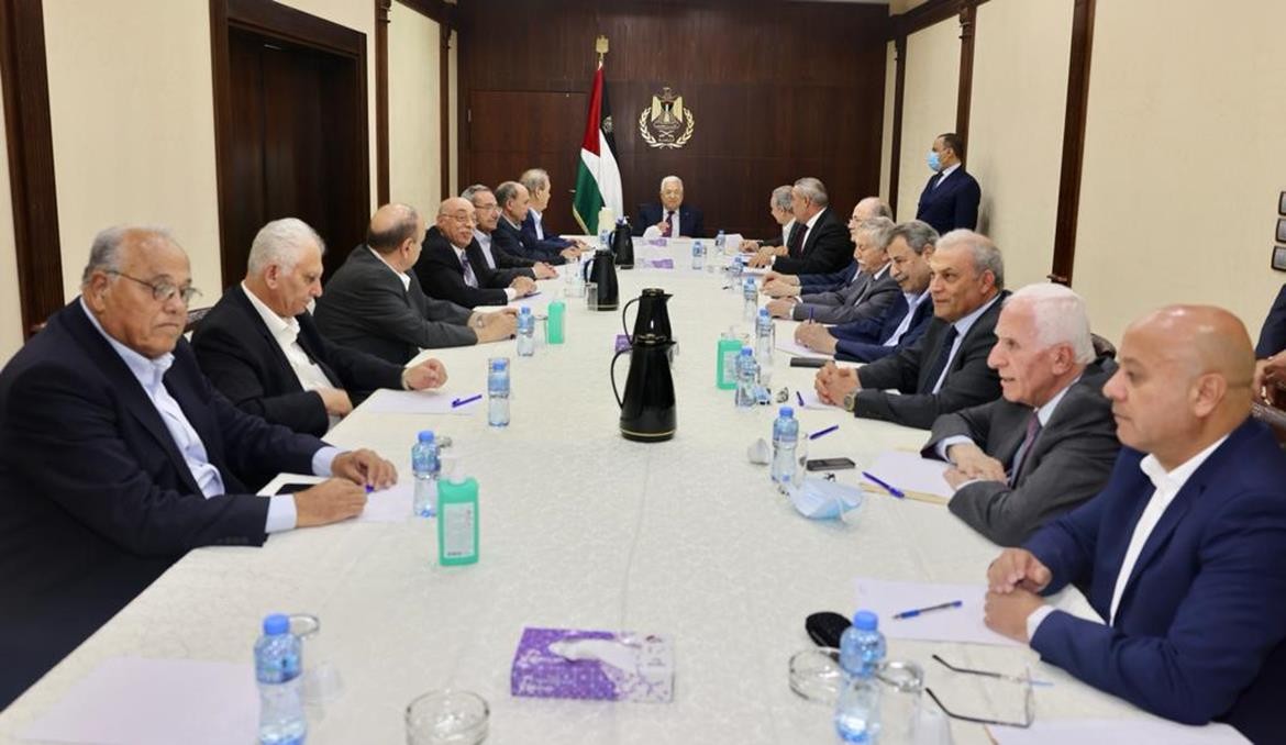 الرئيس محمود عباس، يترأس اجتماع اللجنة التنفيذية لمنظمة التحرير 1.jpg