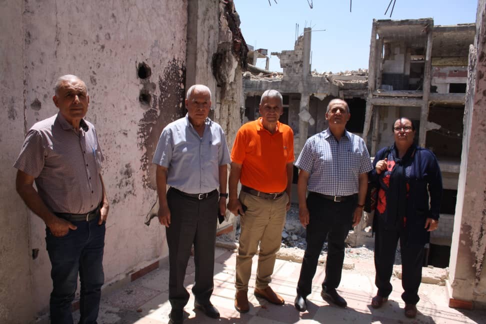 وفد قيادي من الشعبية يتقدمه نائب الأمين العام يزور مخيم اليرموك  14.jpg