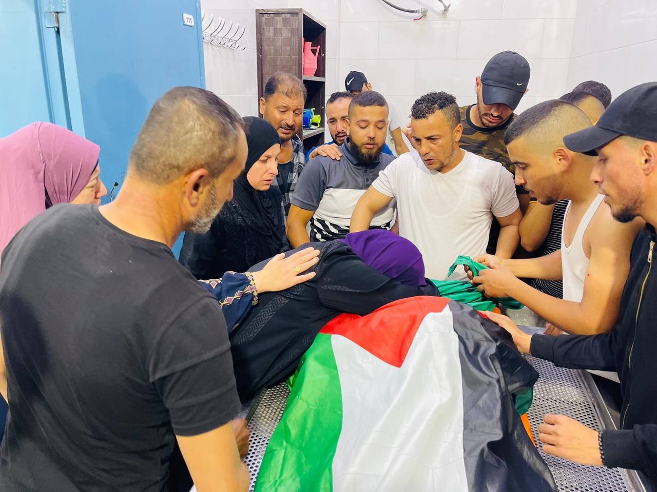 وداع الشهيد محمد مرعي 2.jpg