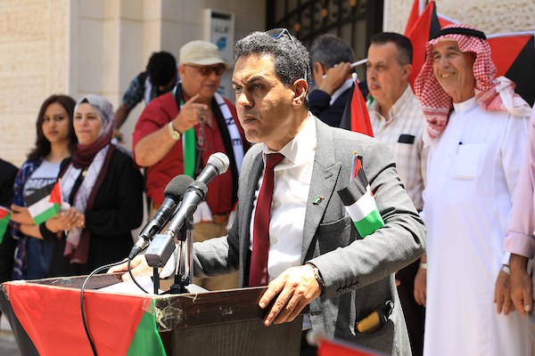 فلسطينيون يشاركون في فعالية العلم الفلسطيني تحت شعار علمنا هويتنا في مدينة غزة 1.jpg