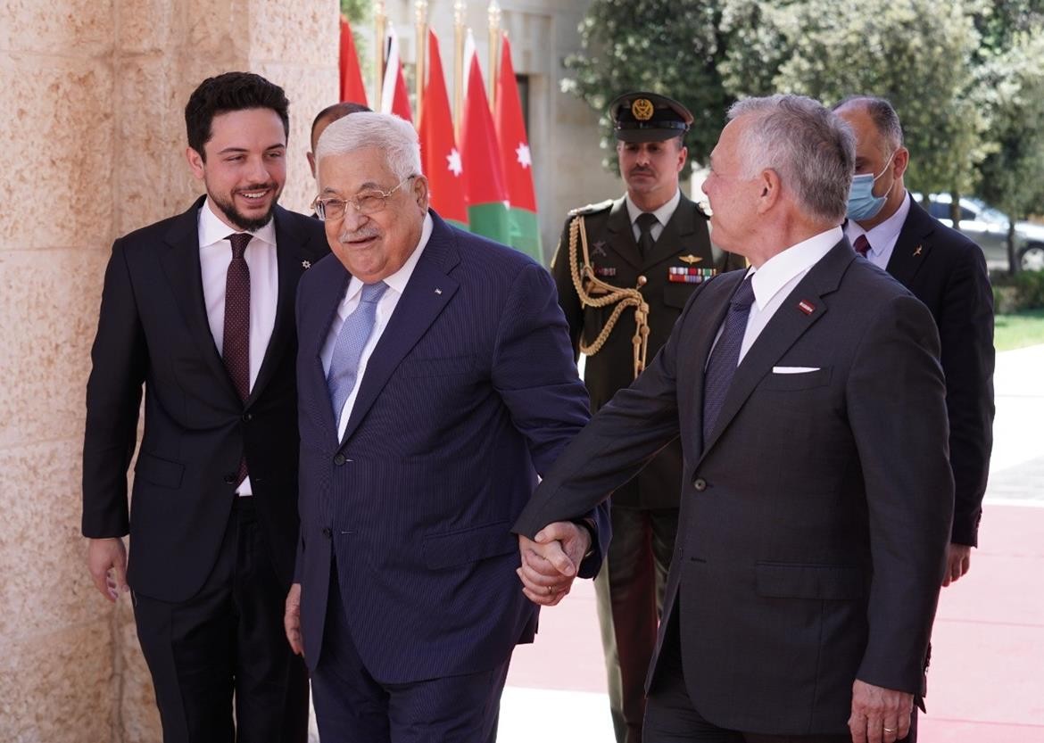 الرئيس محمود عباس يلتقي العاهل الأردني الملك عبد الله الثاني 3.jpg