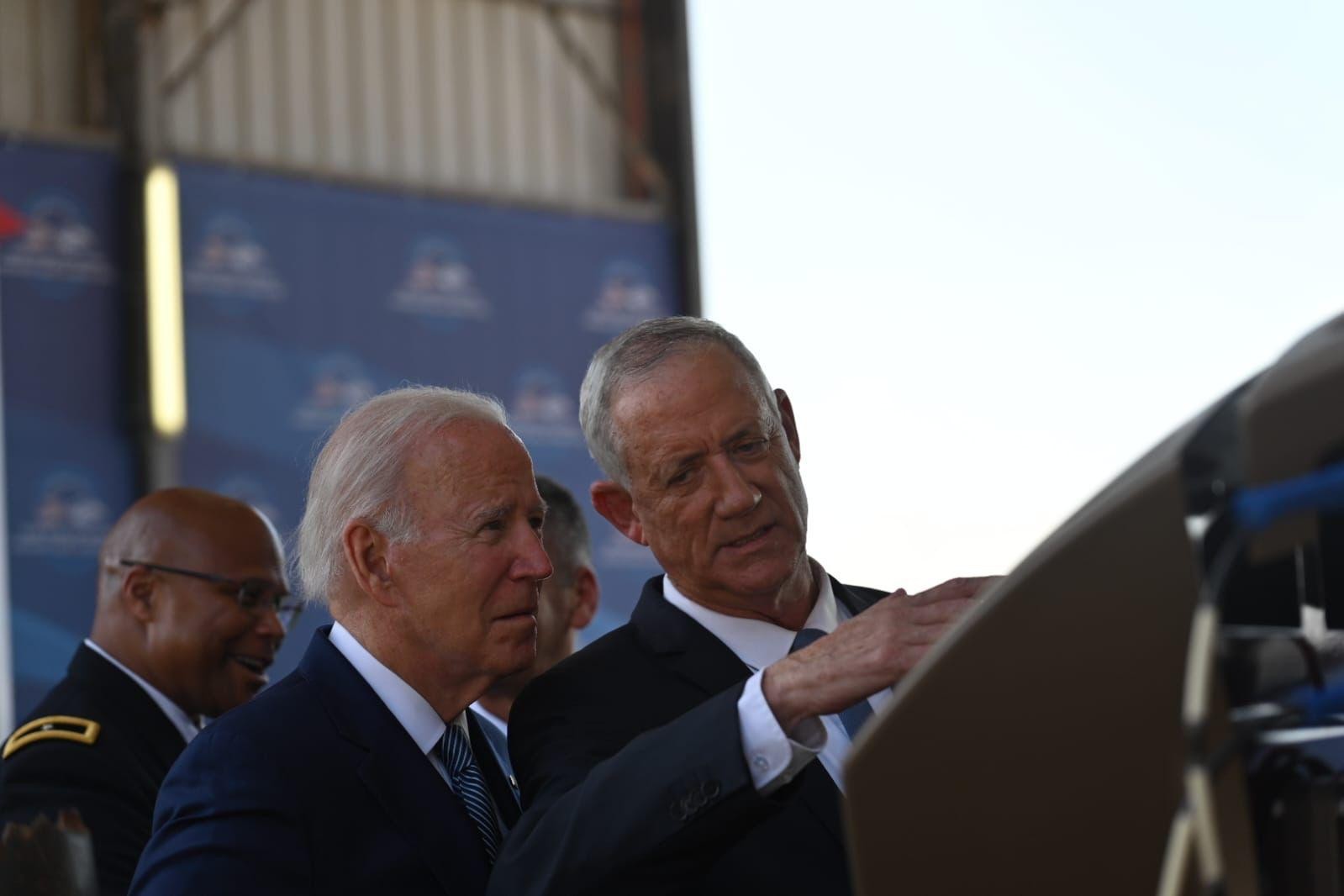 الرئيس الأمريكي جو بايدن يزور معرض الدفاع الجوي الإسرائيلي 5.jpg