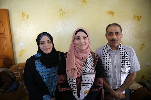 آية بعلوشة الثانية على الفرع الأدبي 7.jpg