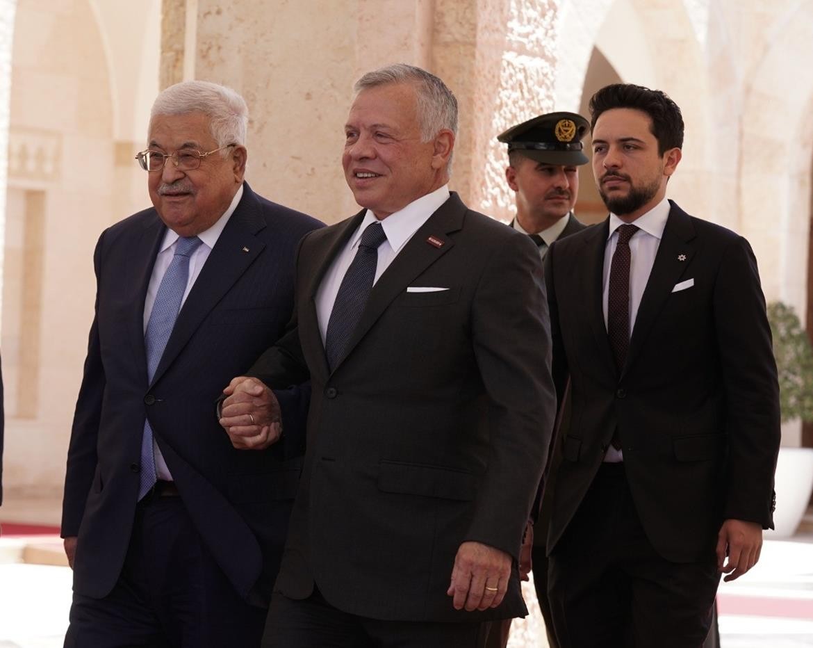 الرئيس محمود عباس يلتقي العاهل الأردني الملك عبد الله الثاني 8.jpg
