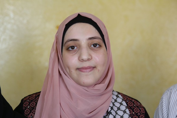 آية بعلوشة الثانية على الفرع الأدبي(1).jpg