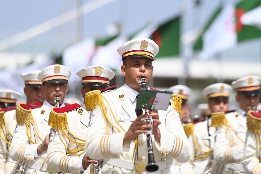 عرض عسكري في الذكرى الستين لاستقلال الجزائر 4.jpeg