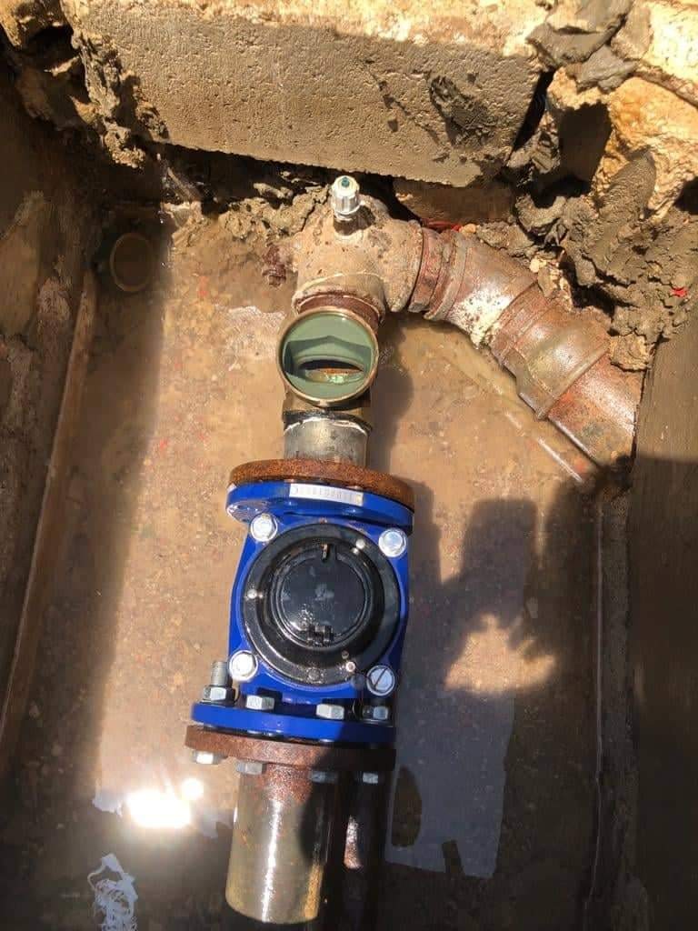 دائرة شؤون اللاجئين تعالج مشكلة كهرباء حي دير القاسي القديم بمخيم عين الحلوة وصيانة مولدها الكهربائي الرئيسي 4.jpg