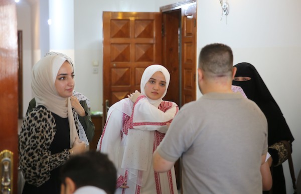 أسماء دياب الأولى في الفرع الشرعي 5.jpg