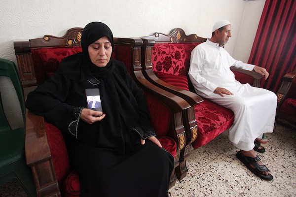 عائلة الشهيد عياد تروي تفاصيل استشهاد نجلها على يد قوات الاحتلال 1.jpg