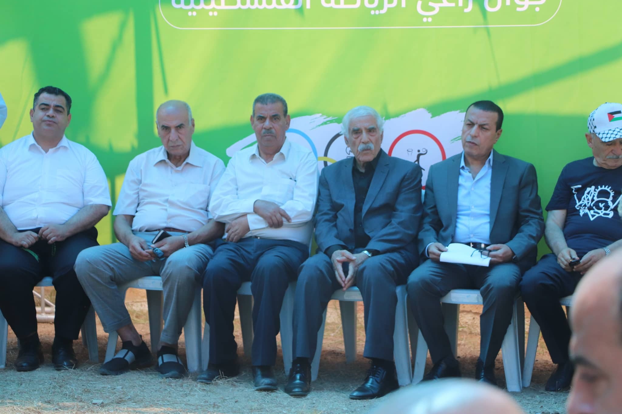 في إيقاد الشعلة الأولمبية في بيت الرئيس المرحوم ياسر عرفات بغزة 8.jpg