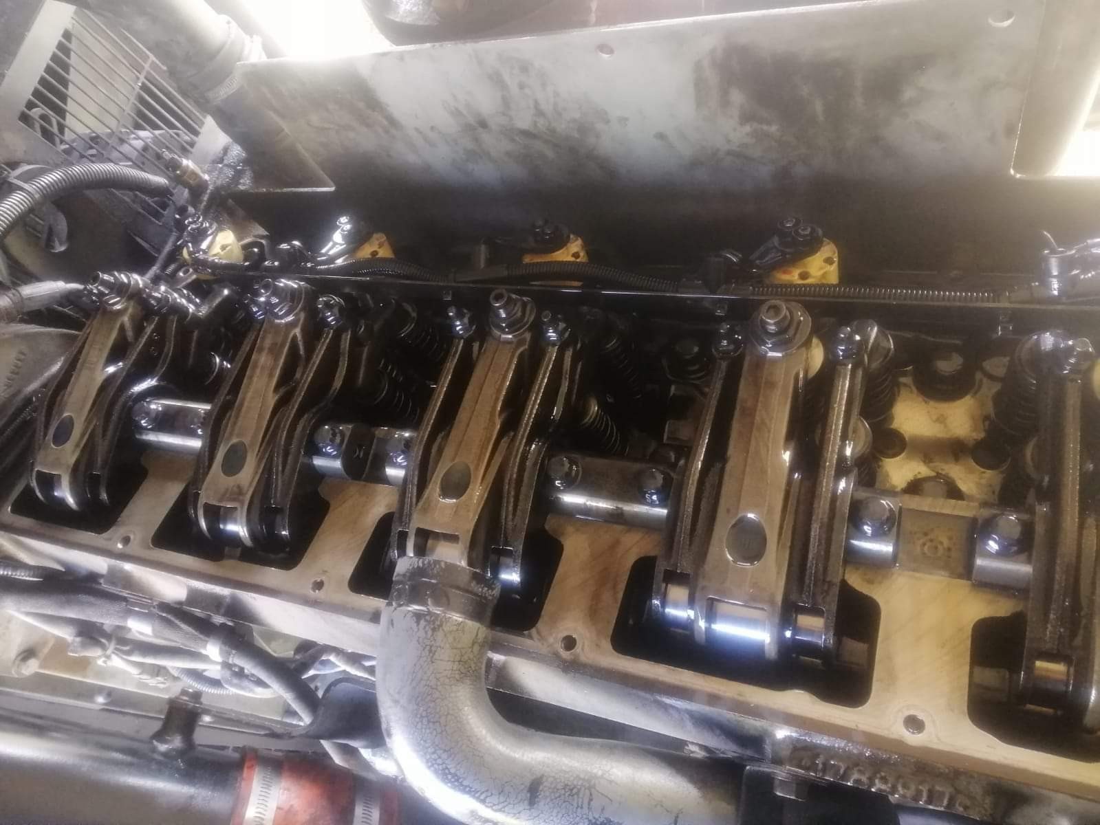 دائرة شؤون اللاجئين تعالج مشكلة كهرباء حي دير القاسي القديم بمخيم عين الحلوة وصيانة مولدها الكهربائي الرئيسي 1.jpg