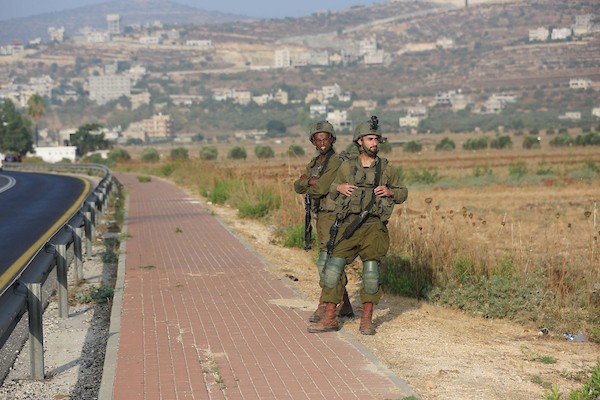 طلاب فلسطينيون يتوجهون الى مدرستهم في قريتي اللبن الشرقية والساوية جنوب نابلس 5.jpg