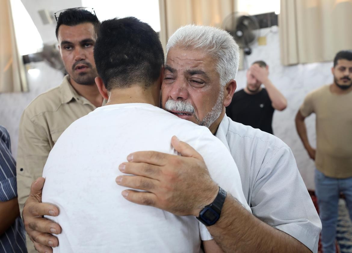 تشييع جثمان الشهيد صلاح صوافطة (58 عاما) إلى مثواه الأخير في طوباس 11.jpg