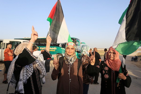 فلسطينيون يشاركون في مظاهرة تضامنية مع المسجد الأقصى بالقرب من الحدود شرق مدينة غزة 66.jpg