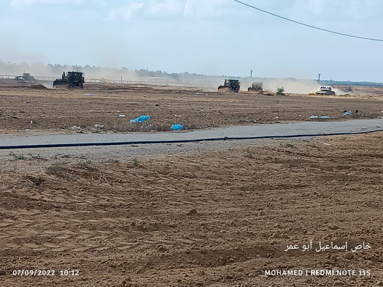 توغل محدود لقوات الاحتلال قرب السياج الفاصل شرق خانيونس جنوب قطاع غزة. 2.jpg