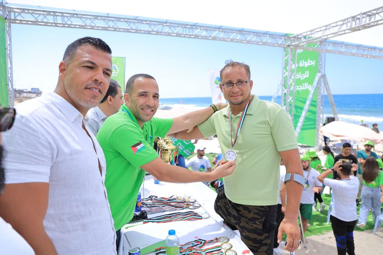 الاتحاد الفلسطيني للشراع والتجديف ينظّم بطولة التجديف الشاطئية الأولى على شاطئ بحر غزّة 77.jpg