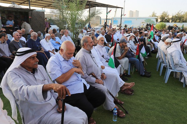 فلسطينيون يشاركون في مظاهرة تضامنية مع المسجد الأقصى بالقرب من الحدود شرق مدينة غزة 6.jpg