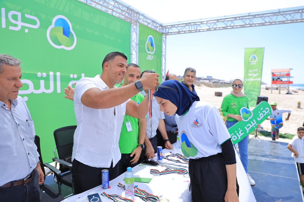 الاتحاد الفلسطيني للشراع والتجديف ينظّم بطولة التجديف الشاطئية الأولى على شاطئ بحر غزّة 43.jpg