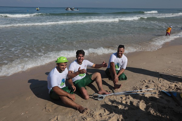 الاتحاد الفلسطيني للشراع والتجديف ينظم (بطولة التجديف الشاطئية الأولى) على شاطئ غزة برعاية شركة جوال 00.jpg