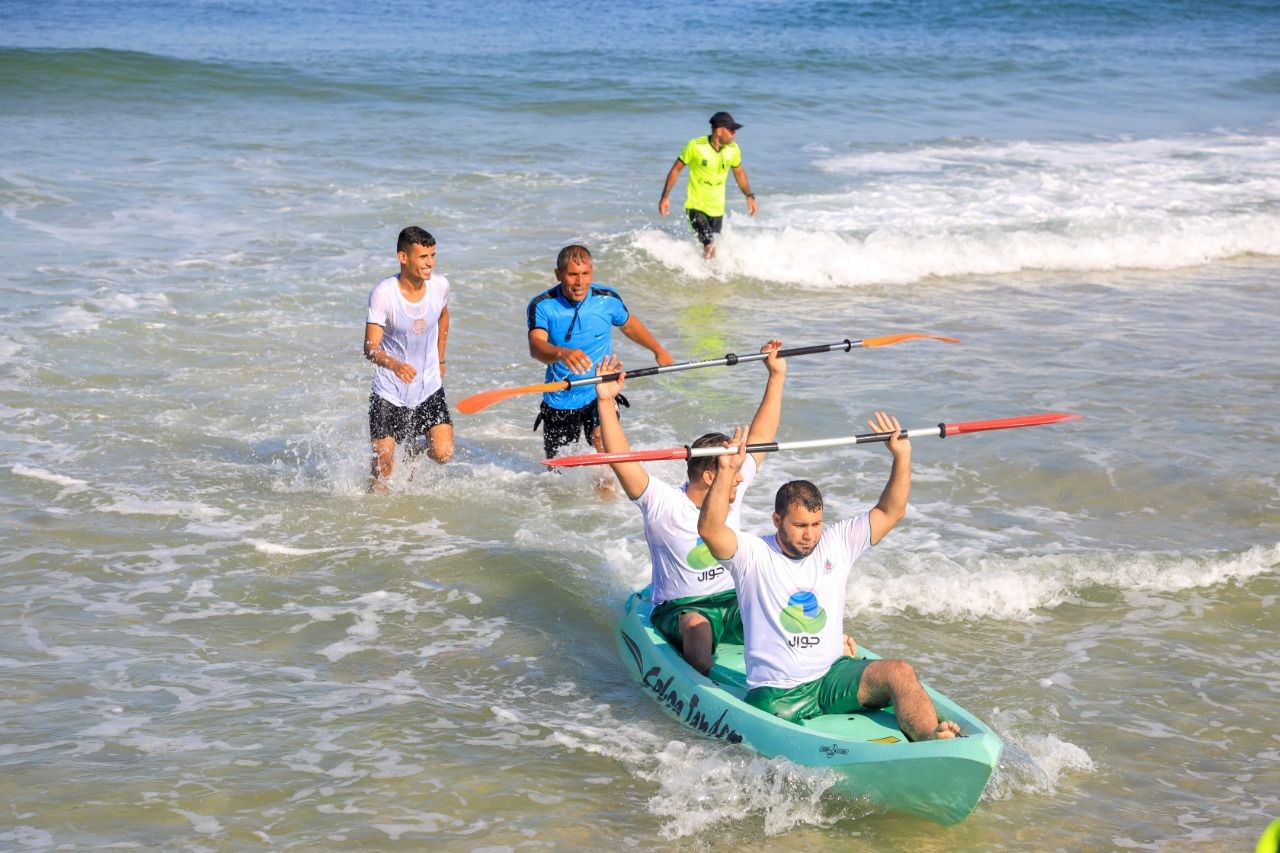 الاتحاد الفلسطيني للشراع والتجديف ينظّم بطولة التجديف الشاطئية الأولى على شاطئ بحر غزّة 543.jpg