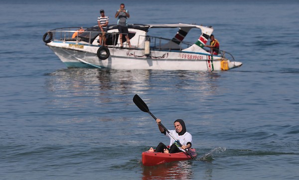 الاتحاد الفلسطيني للشراع والتجديف ينظم (بطولة التجديف الشاطئية الأولى) على شاطئ غزة برعاية شركة جوال 8.jpg