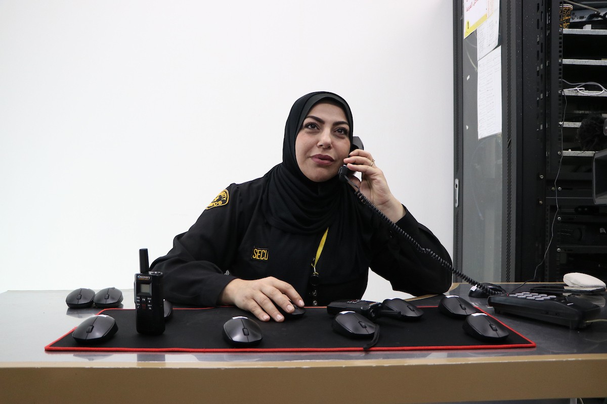 ريم سكر أول سيدة تعمل في مهنة الأمن بقطاع غزة 41.jpg