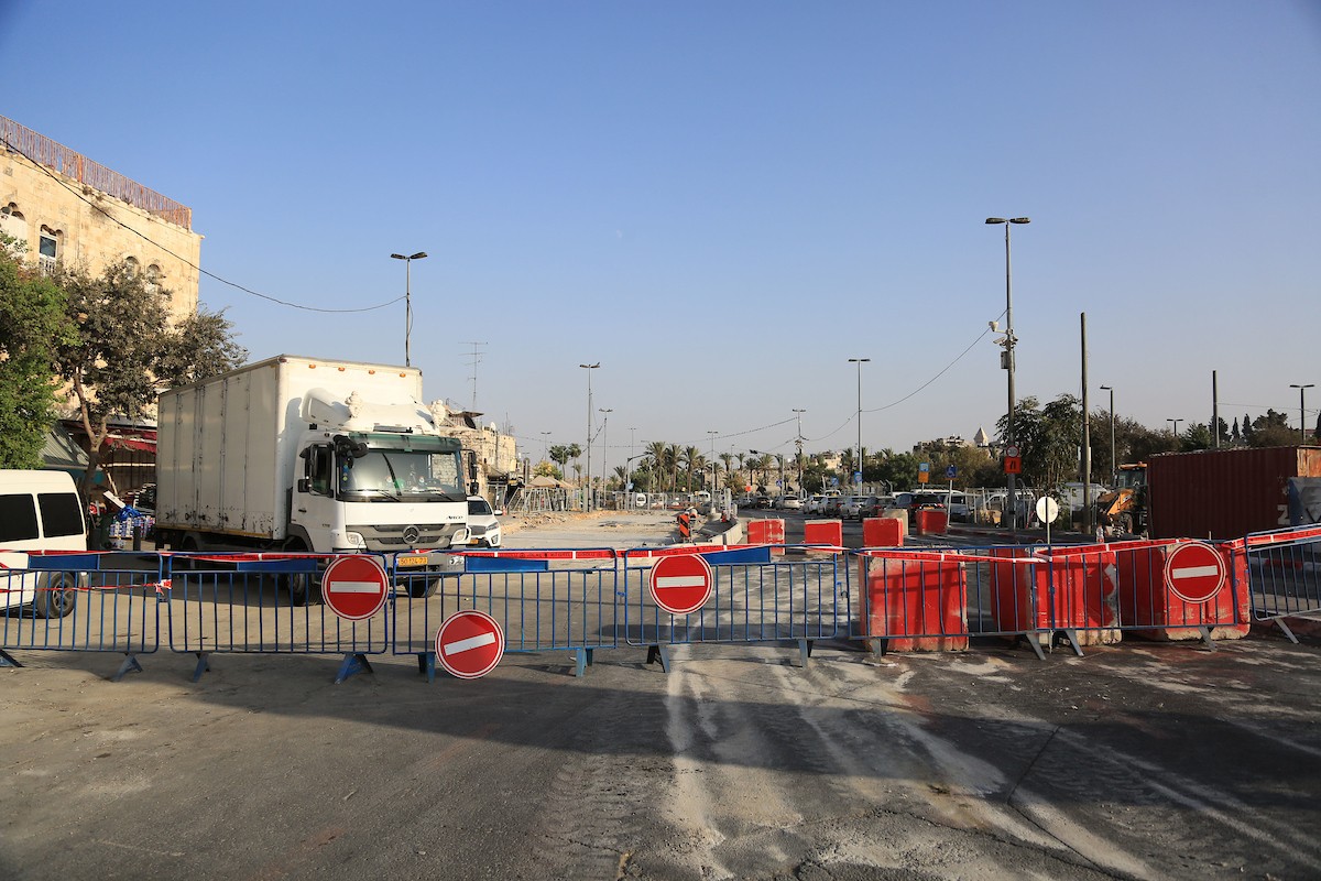 سلطات الاحتلال تفرض إغلاقا شاملا على مدينة القدس 37.jpg