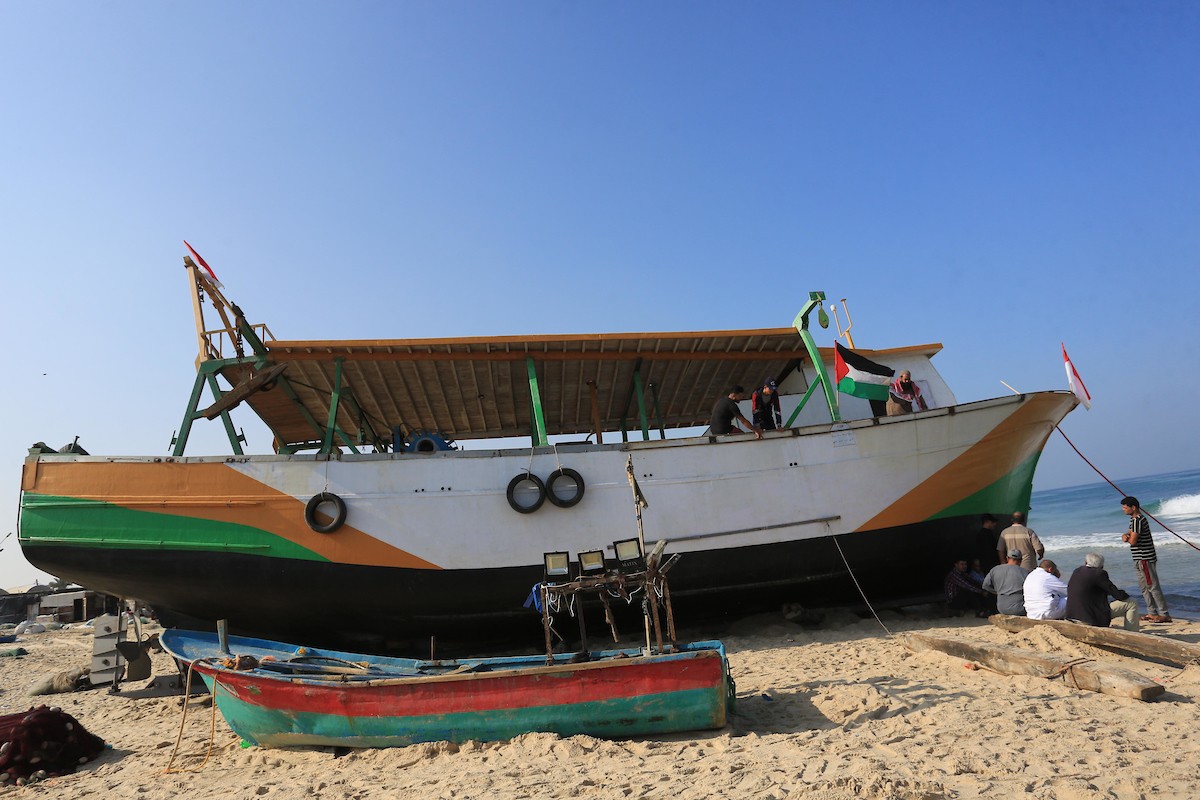 تشغيل أكبر مركب صيد في قطاع غزة 29.jpg