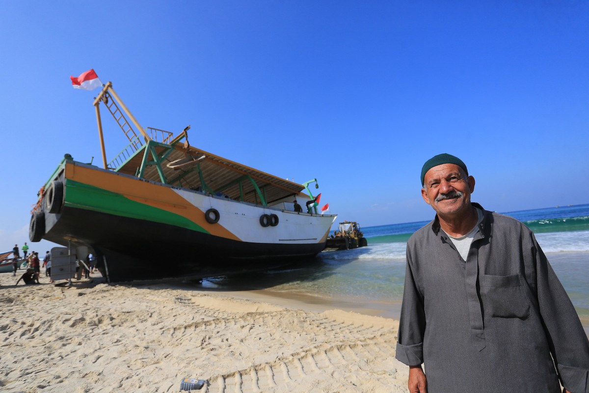 تشغيل أكبر مركب صيد في قطاع غزة 20.jpg