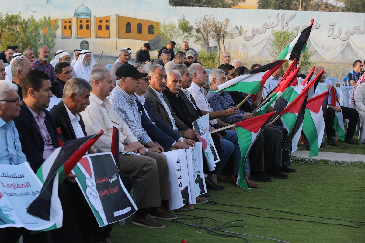 فلسطينيون يشاركون في وقفة بالقرب من الحدود شرق مدينة غزة دعما وإسناد للقدس والضفة الغربية 14.jpg
