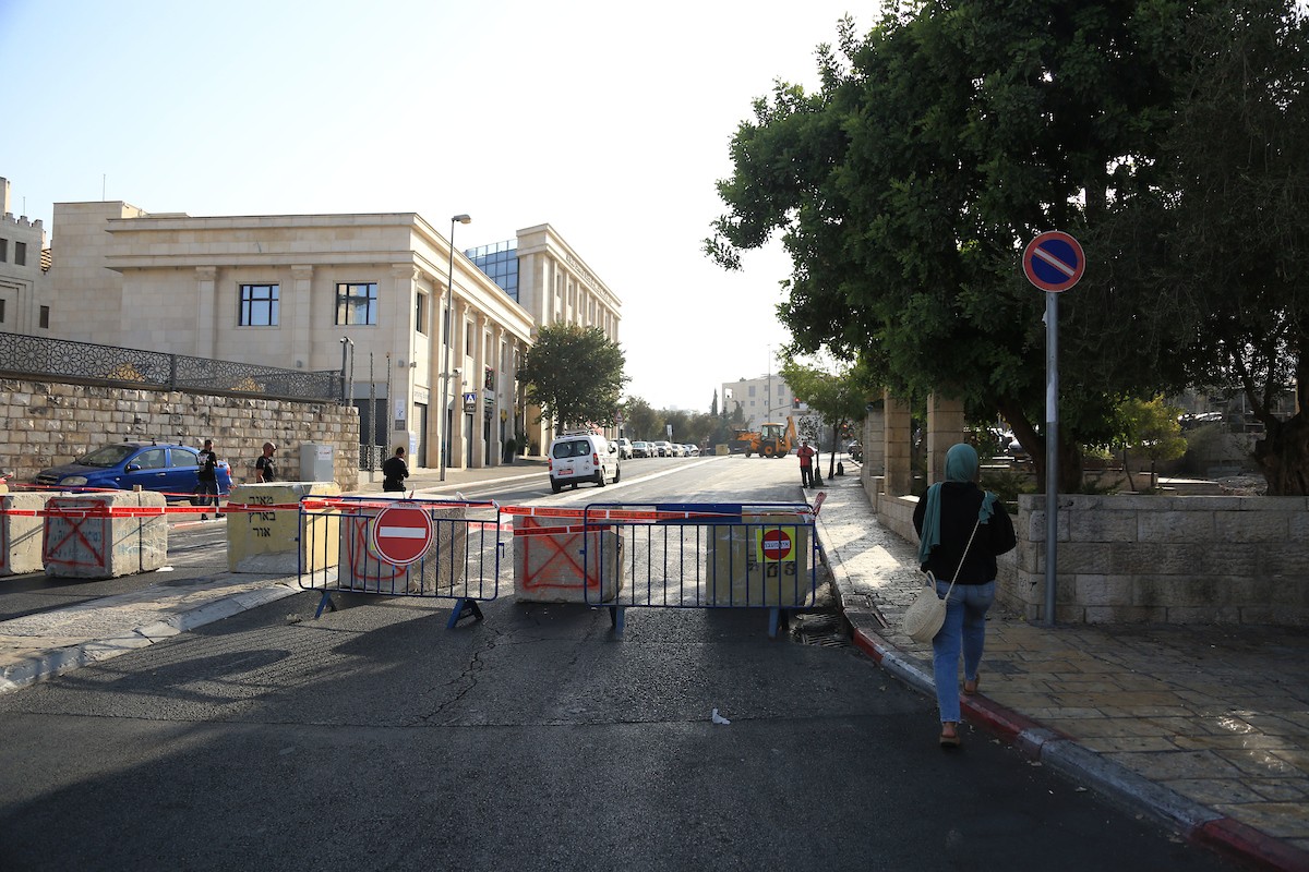 سلطات الاحتلال تفرض إغلاقا شاملا على مدينة القدس 24.jpg