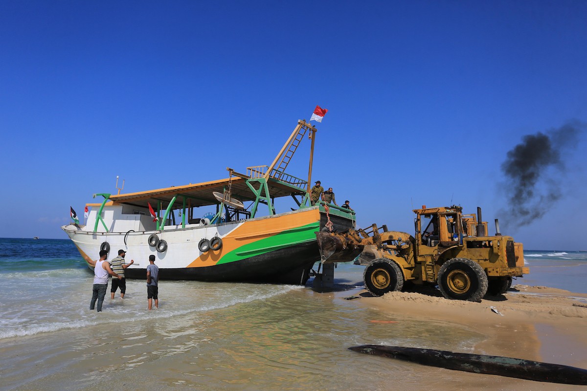 تشغيل أكبر مركب صيد في قطاع غزة 45.jpg