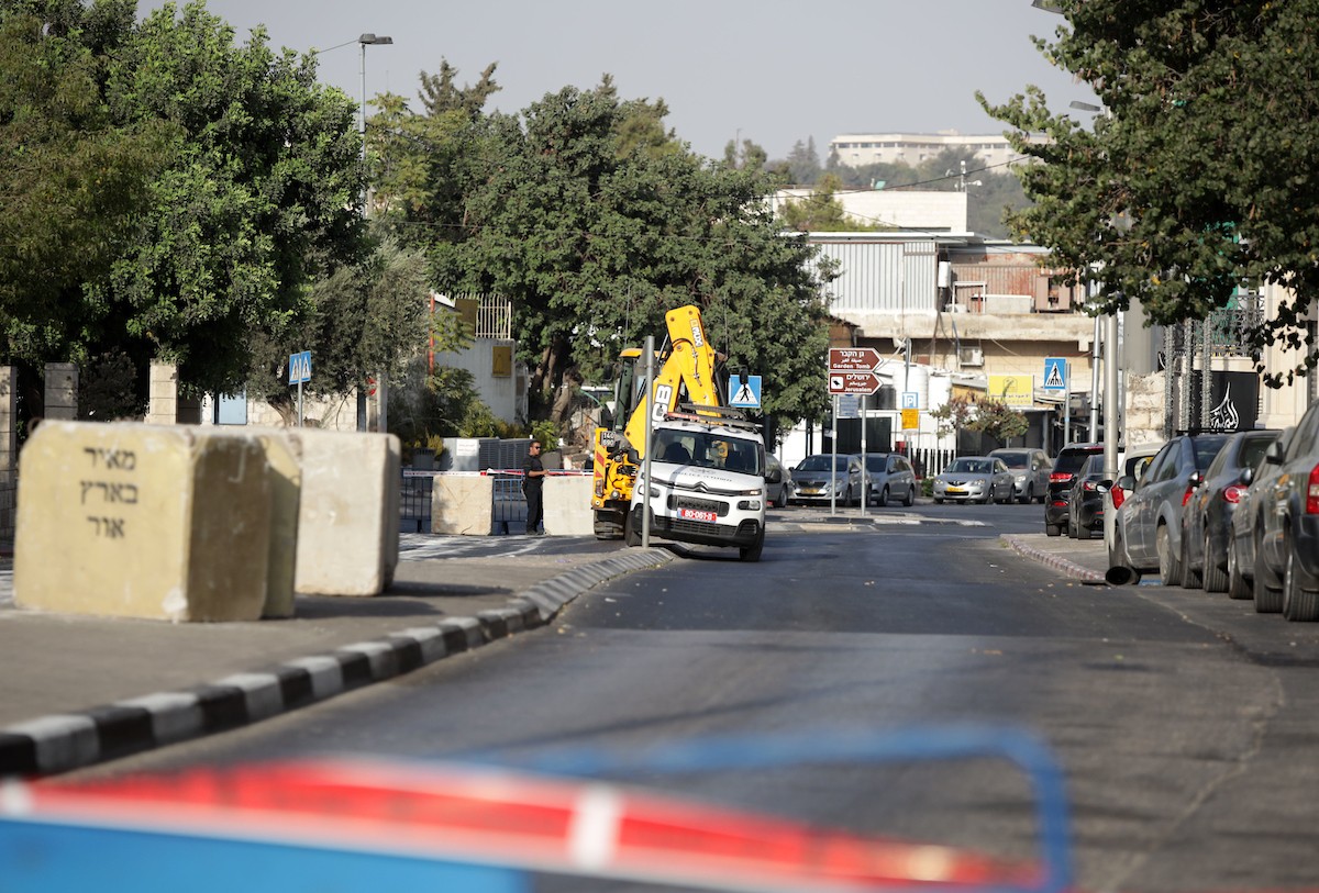 سلطات الاحتلال تفرض إغلاقا شاملا على مدينة القدس.jpg