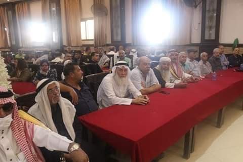 مخاتير ووجهاء ورجال الإصلاح في محافظة خانيونس يدعمون الرئيس محمود عباس 1.jpg