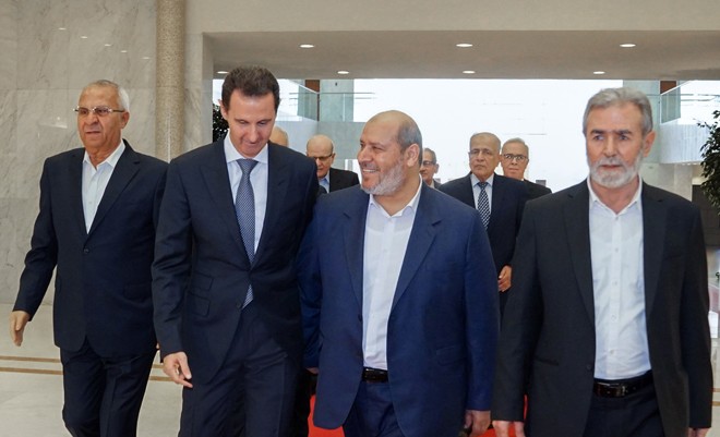 الرئيس الأسد يستقبل وفداً قيادياً فلسطينياً واللقاء يتناول نتائج حوارات المصالحة بين الفصائل الفلسطينية في الجزائر 1.jpg
