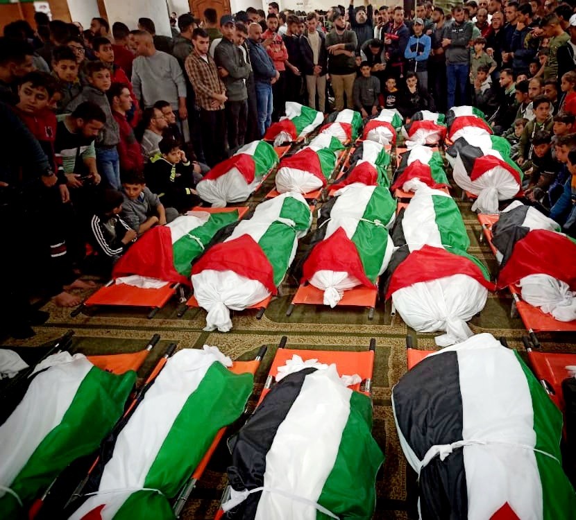التجمع الفلسطيني للوطن و الشتات يشارك في تشيع جثامين عائلة أبو ريا شمال قطاع غزة 4.jpg