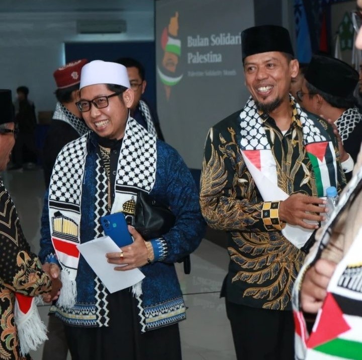 فعاليات كثيرة للتضامن مع أهل فلسطين في اندونيسيا  21.jpg