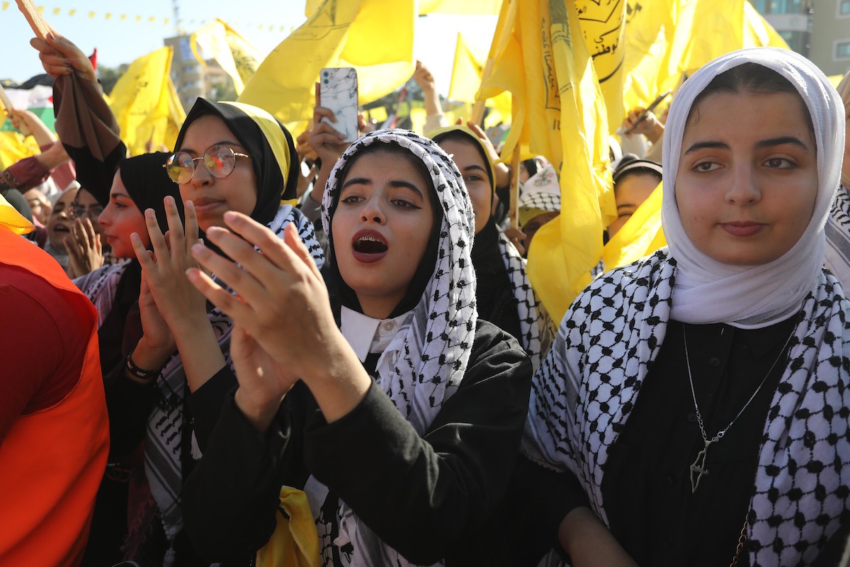 أنصار حركة فتح يشاركون في مهرجان مركزي في الذكرى الـ 18 لاستشهاد الرئيس الفلسطيني الراحل ياسر عرفات في غزة 7878.jpg