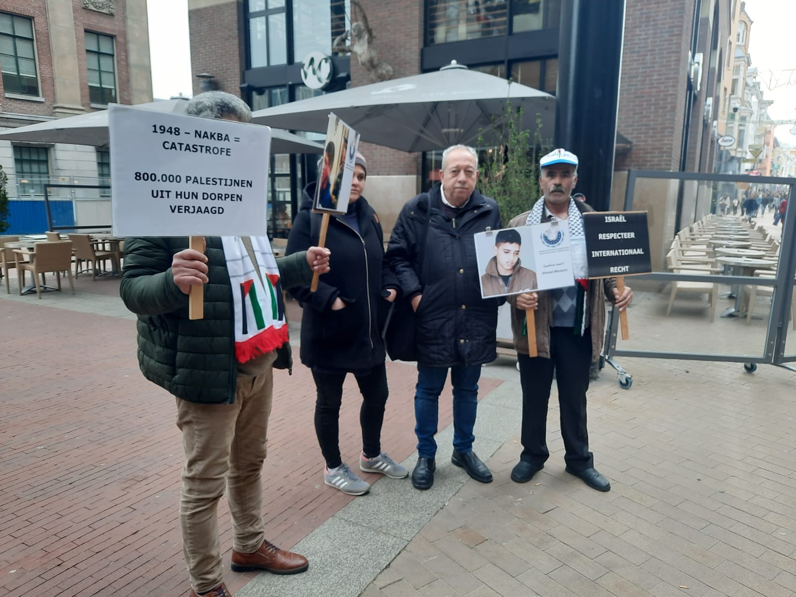 هولندا- وقفة تضامنية مع الشعب الفلسطيني في سنتروم مدينة –خرونغين1-.jpeg