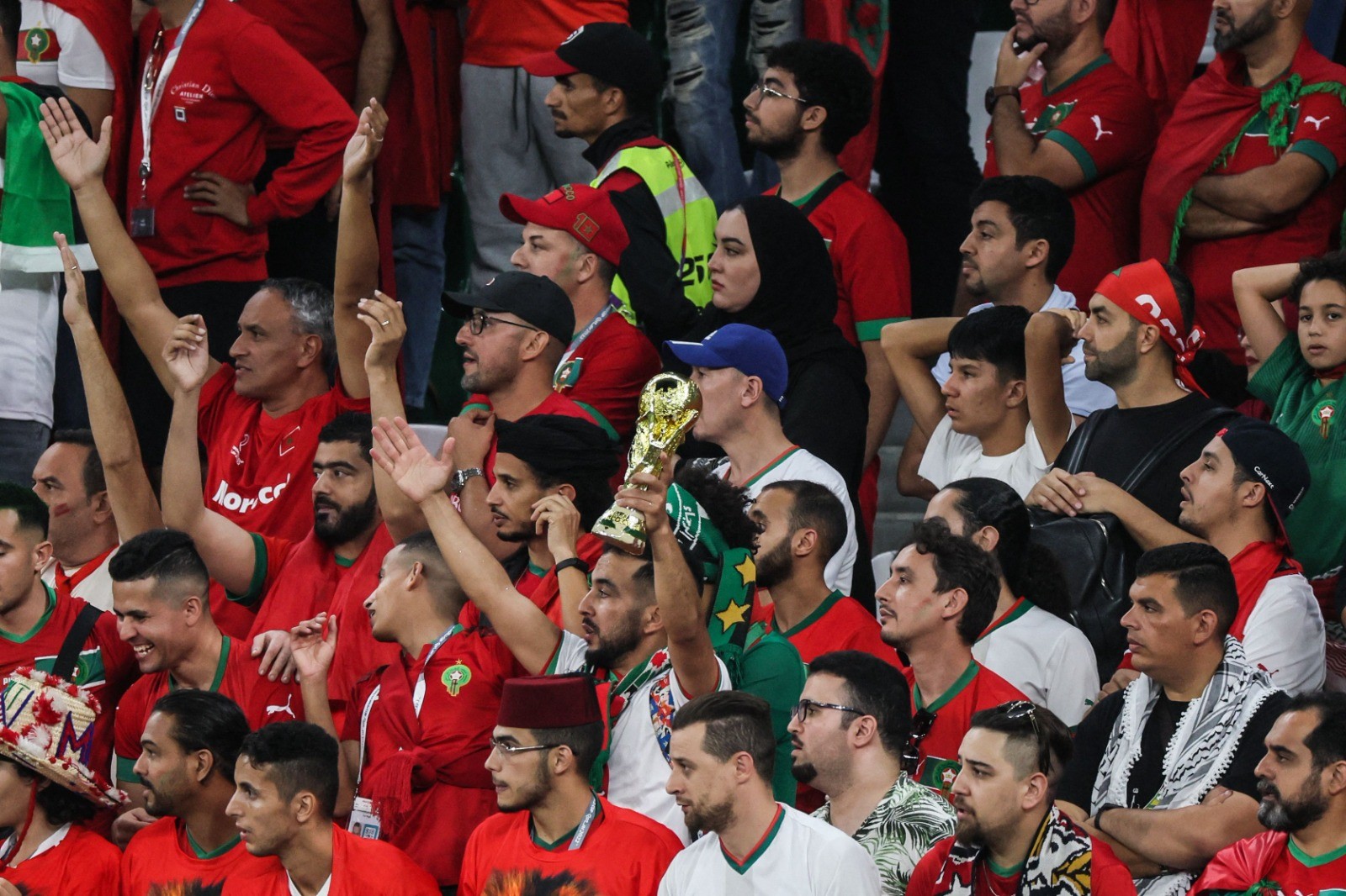من ملعب مباراة المغرب وأسبانيا.. تصوير (الفرنسية) 2.jpg