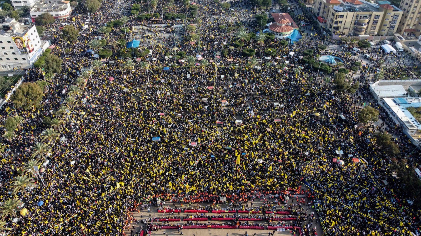 صور لانطلاقة حركة فتح بغزة .. تصوير (الفرنسية) 4.jpg