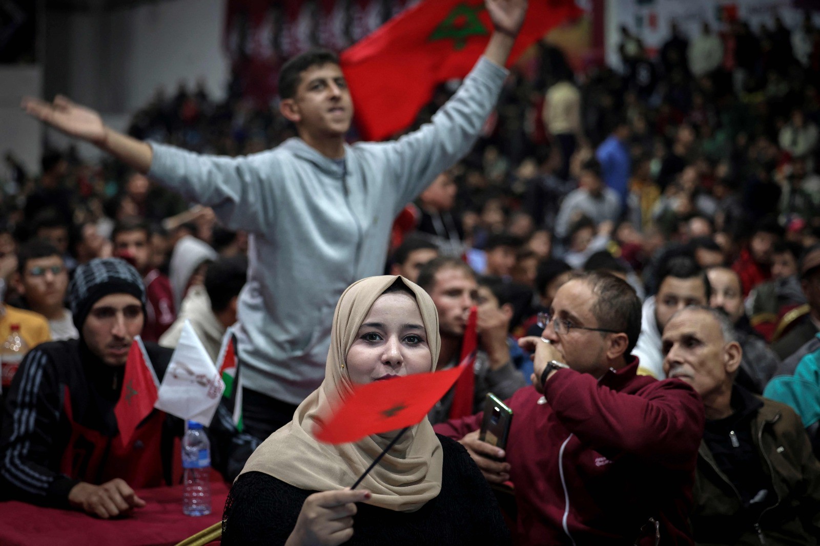 فرحة أهالي غزة بفوز المنتخب المغربي .. تصوير (الفرنسية) 6.jpg