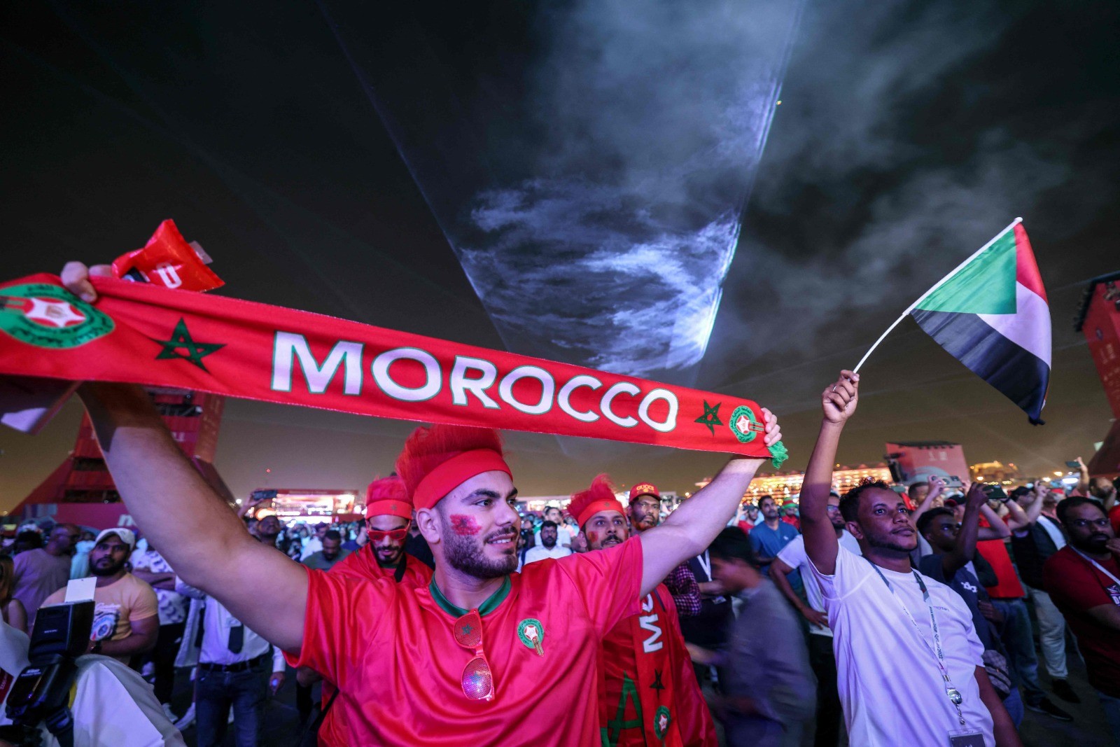 من ملعب مباراة المغرب وأسبانيا.. تصوير (الفرنسية) 8.jpg