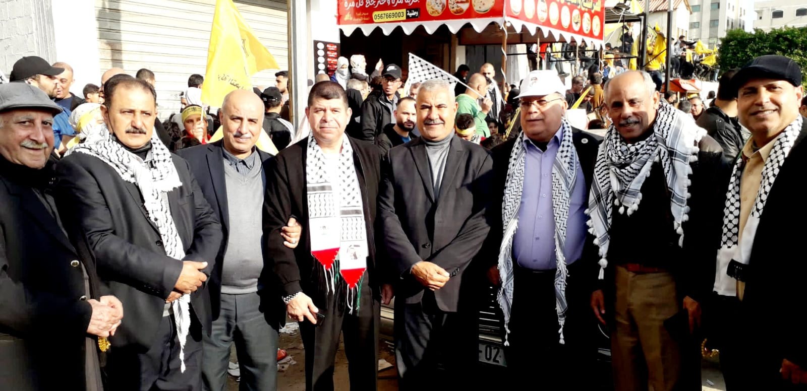 التجمع الفلسطيني للوطن و الشتات في غزة يشارك في مهرجان إيقاد شعلة إنطلاق حركة فتح ال 58 2.jpg