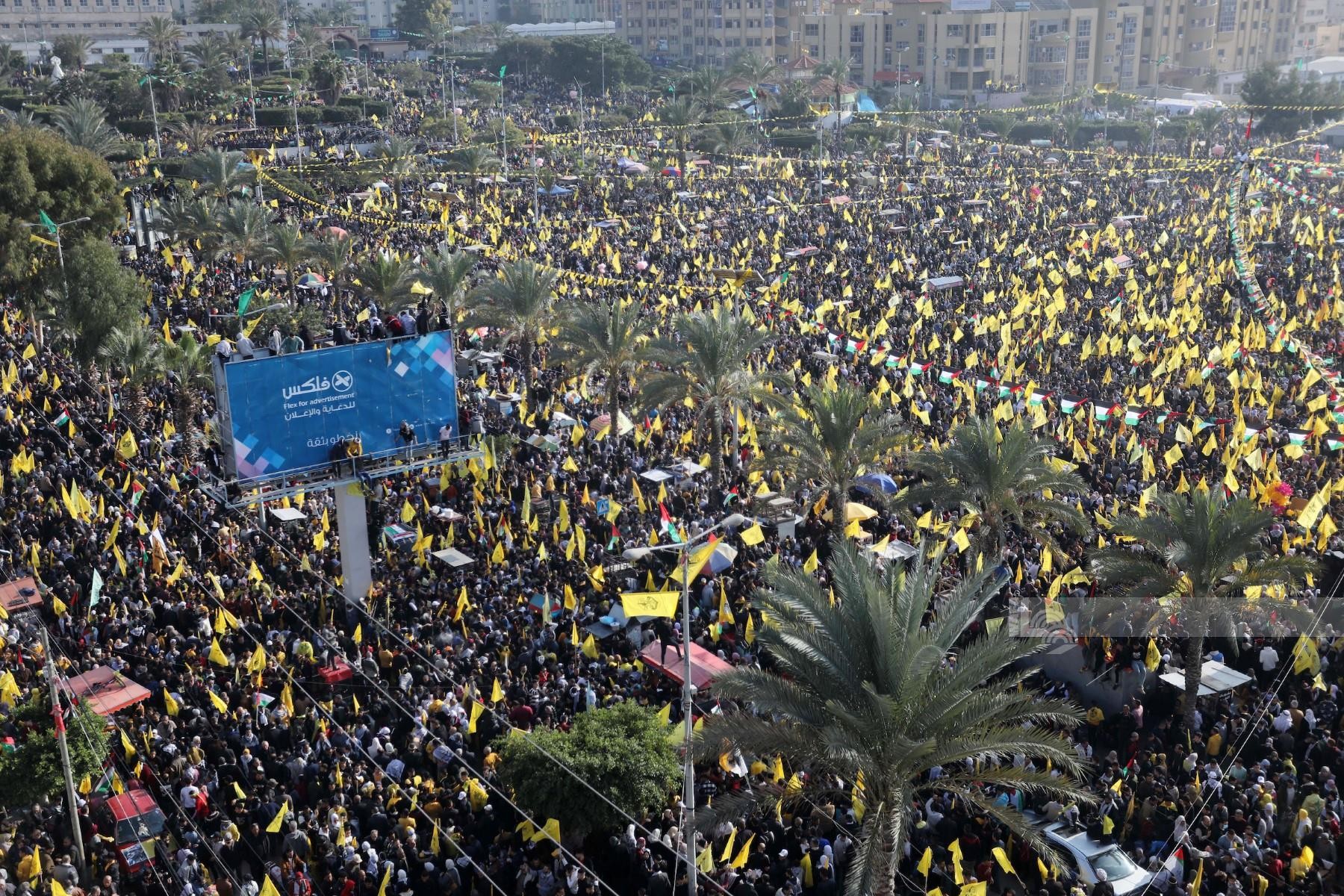 مئات الآلاف يشاركون بمهرجان احياء ذكرى انطلاقة الثورة وحركة فتح في غزة 87.jpg