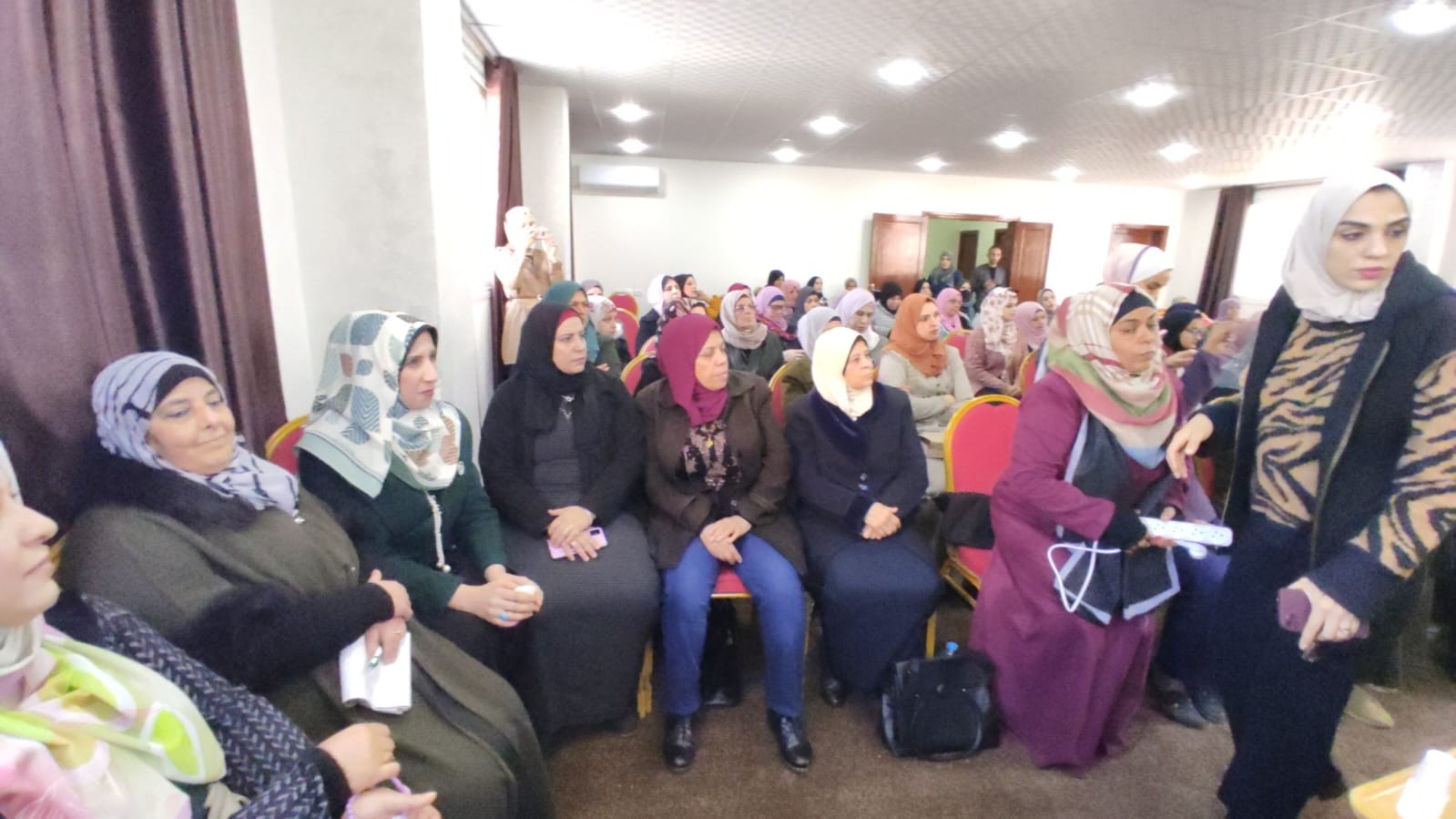 الاتحاد العام للمرأة الفلسطينية في المحافظات الجنوبية وفي الضفة الغربية يلتقيان في سلسلة اجتماعات في قطاع غزة 9.jpg