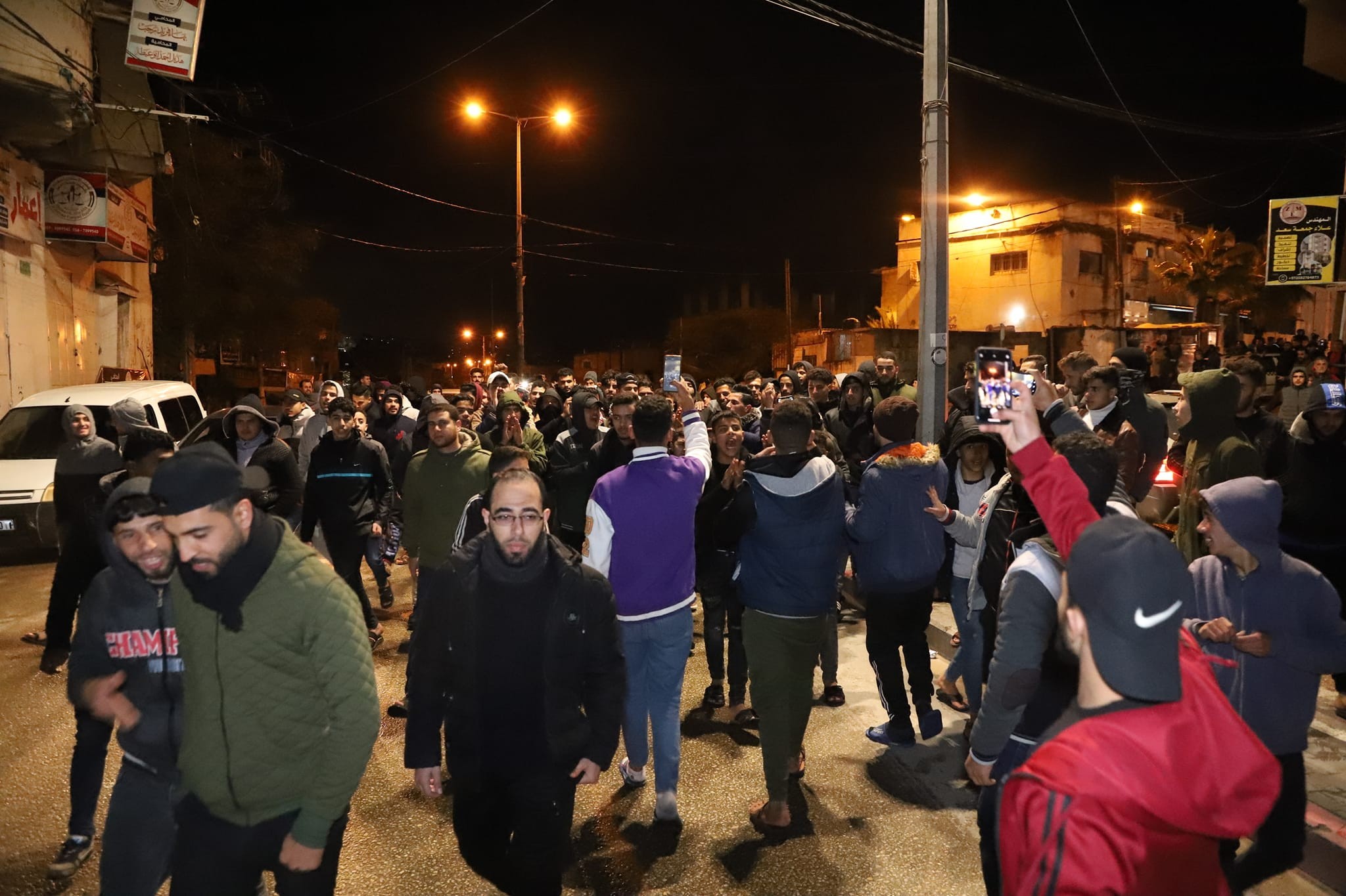 صور من احتجاجات أهالي بيت لاهيا على اقتطاع أراضي من المدينة لصالح بلديات أخرى.. تصوير (موسى سالم) 111.jpg