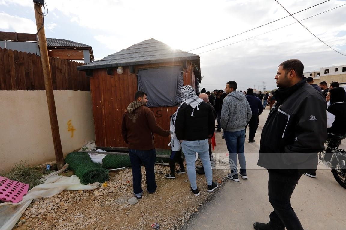 المنزل الذي حاصرت به قوات الاحتلال الشبان في مخيم عقبة جبر.jpg