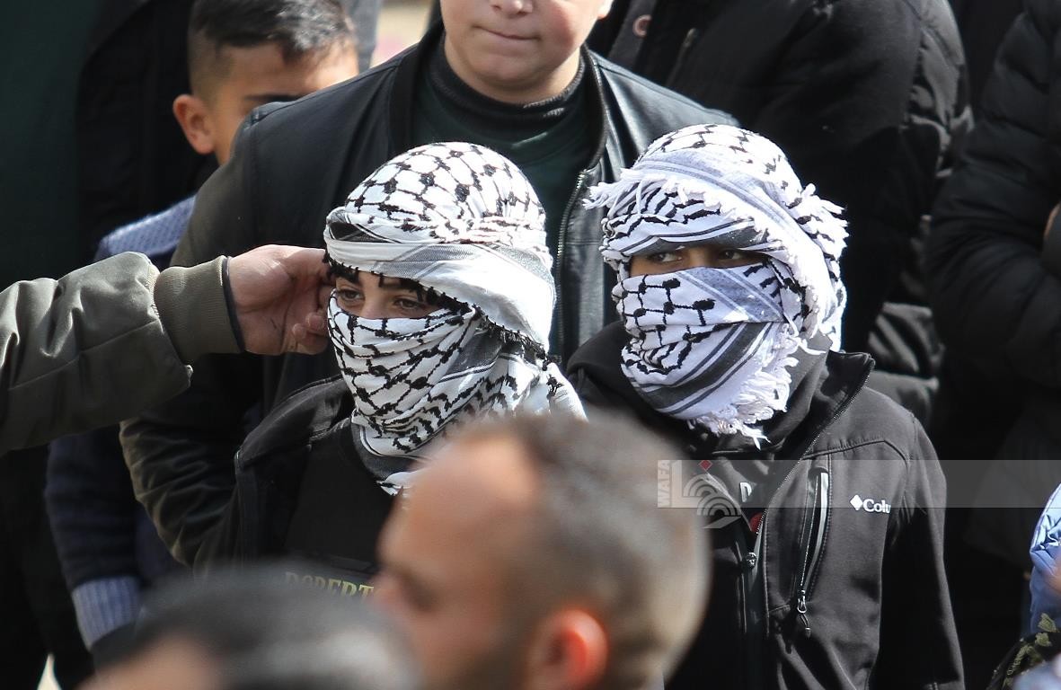واطنون يشيعون جثمان الشهيد عبدالله قلالوة ( 26 عام ) في قرية الجديدة جنوب جنين 6.jpg