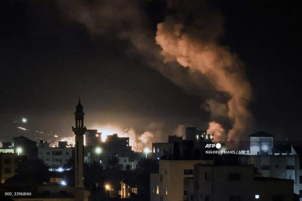 القصف الإسرائيلي على مدينة غزة ..تصوير (فرانس برس) 6.jpg